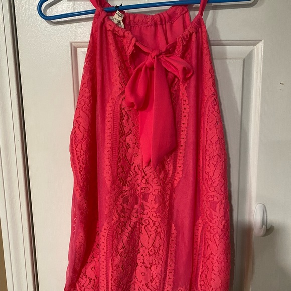 💐NWT hot pink lacy top - Picture 2 of 4
